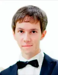 /storage/winners/3c0e8021-cbda-45f2-a067-e36b6eff596a/Григорий Вайпан.webp